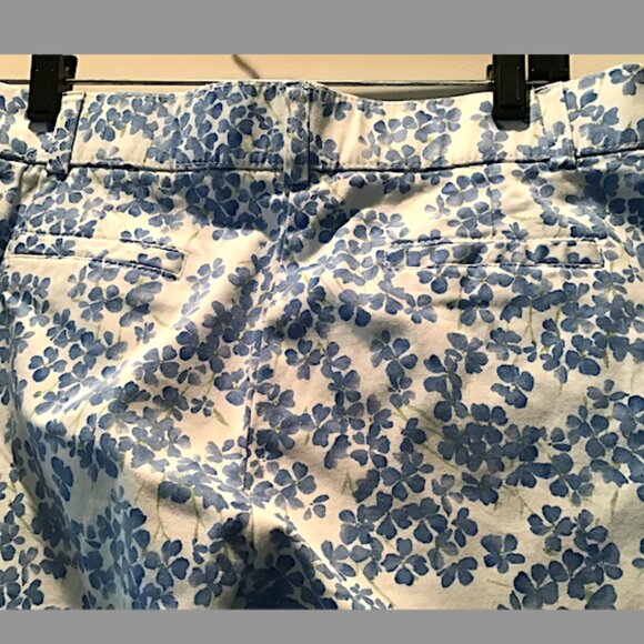 Kim Rogers Blue and White Crops - Picture 3 of 6